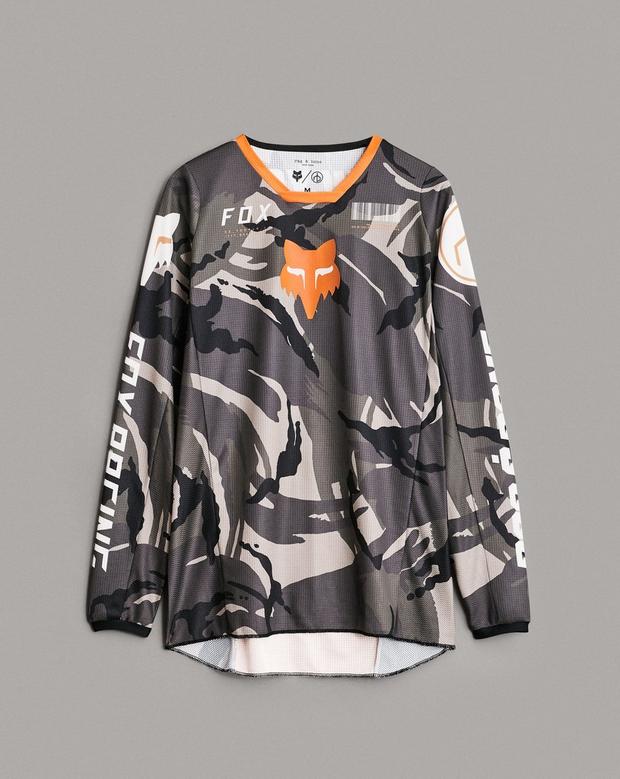 Buy the Fox Jersey - Unisex | rag & bone